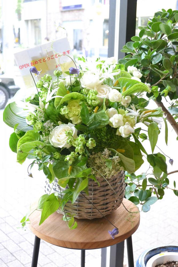 豪華　アレンジメント　ナチュラル