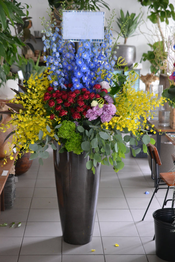 ブルー・レッドのスタンド花