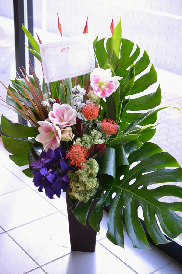 豪華床置き　アレンジメント　エスニックアジアン